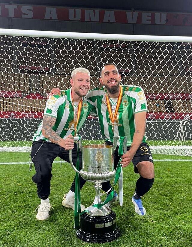 Borja Iglesias y Aitor Ruibal, sobre los futbolistas en el armario: «Si necesitan que alguien esté a su lado, estamos dispuestos»