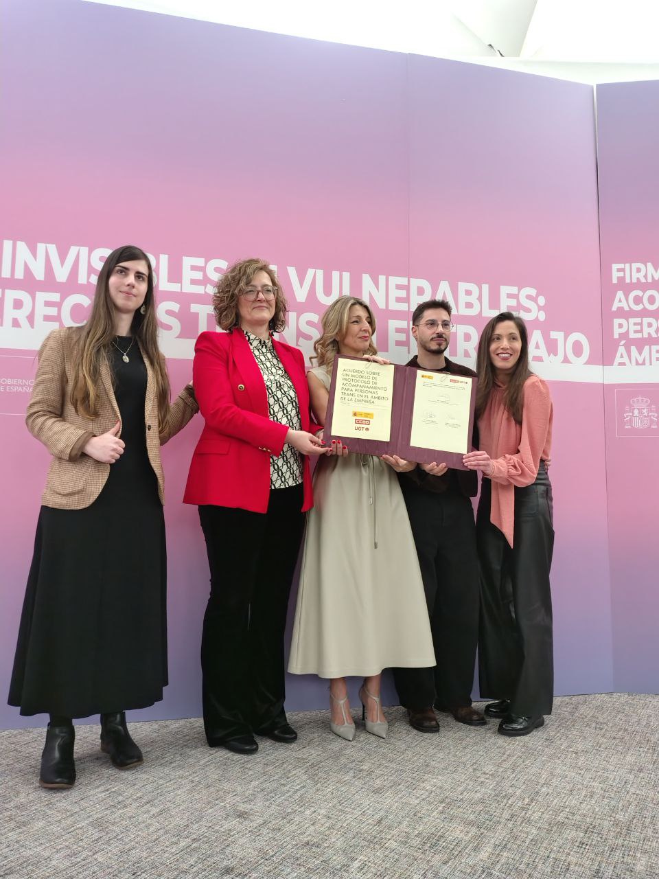 Trabajo garantizará los procesos respetuosos de las personas trans en las empresas