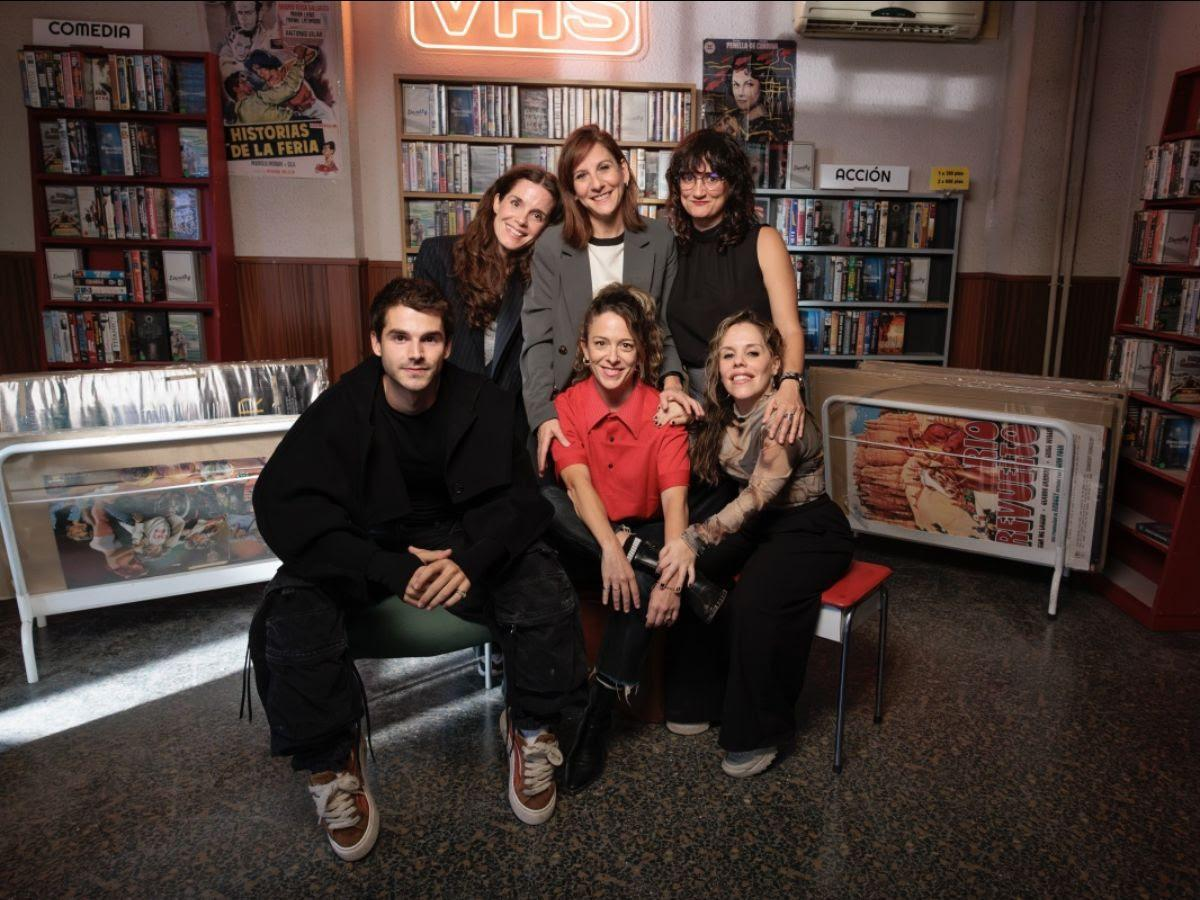 ‘Cochinas’: el porno como excusa para hablar de la liberación sexual en los 90