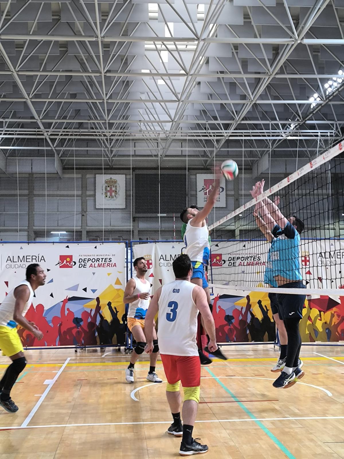 Torremolinos acoge un torneo internacional de voleibol para luchar contra la LGTBIfobia