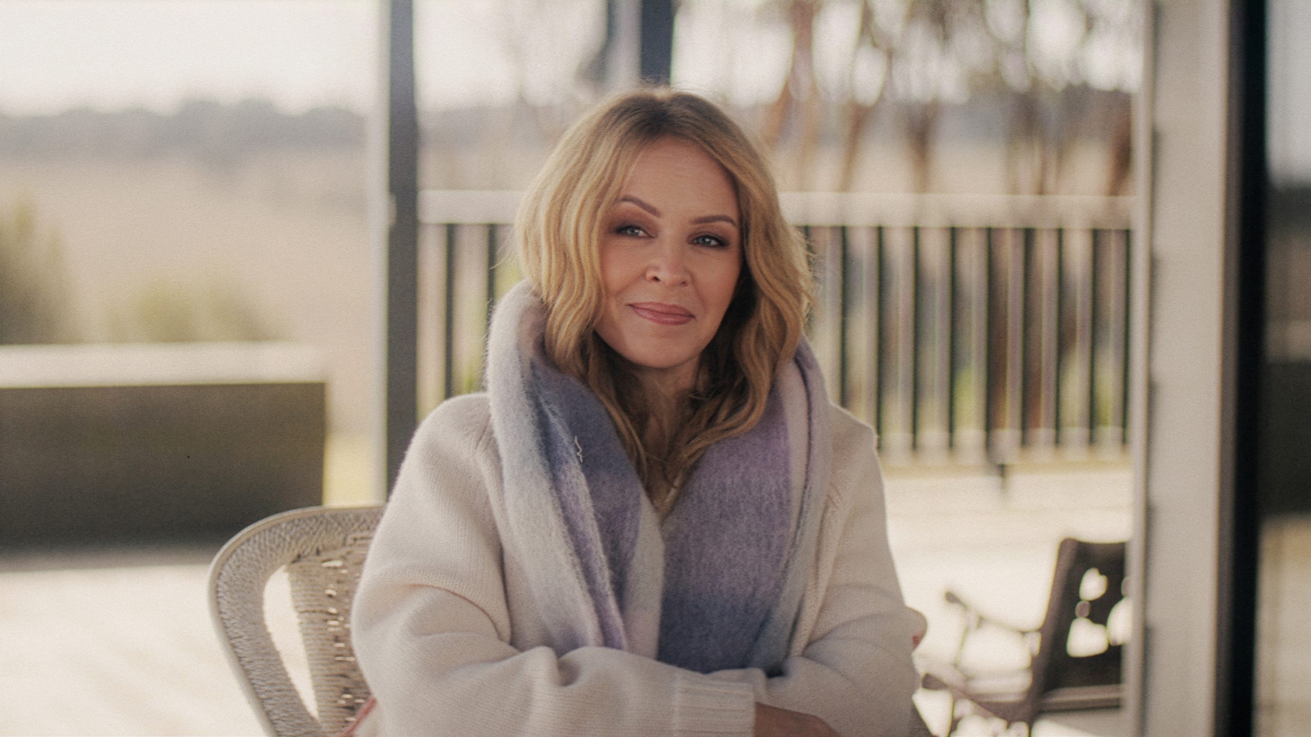 Kylie Minogue repasa en Netflix sus éxitos y los momentos más duros de su vida