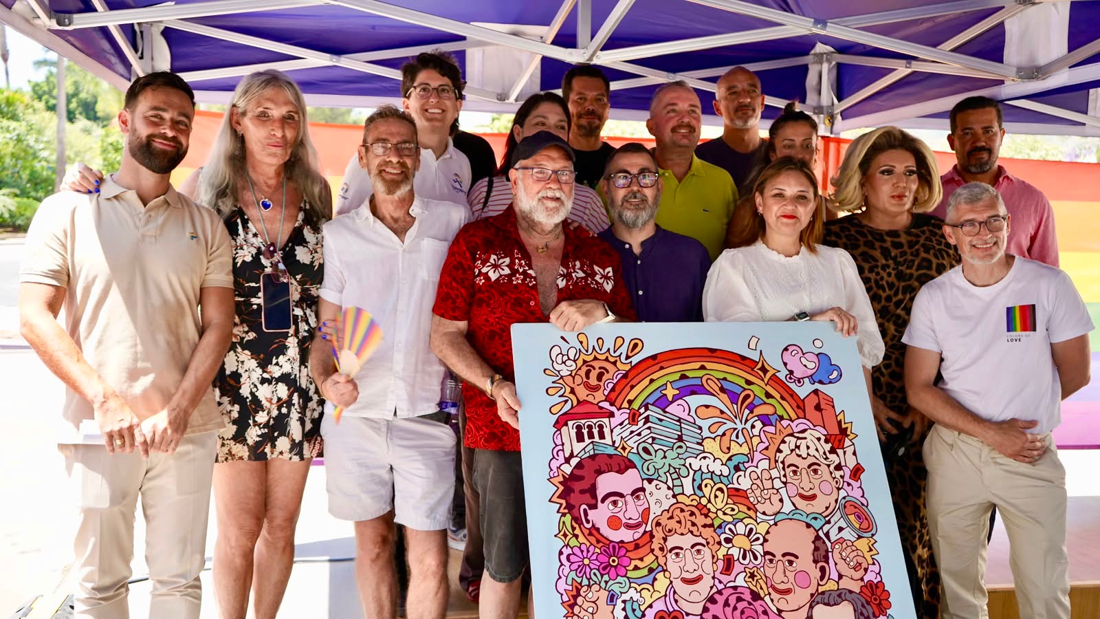 La bandera LGTBI ya ondea en Torremolinos como comienzo oficial del Pride 2026